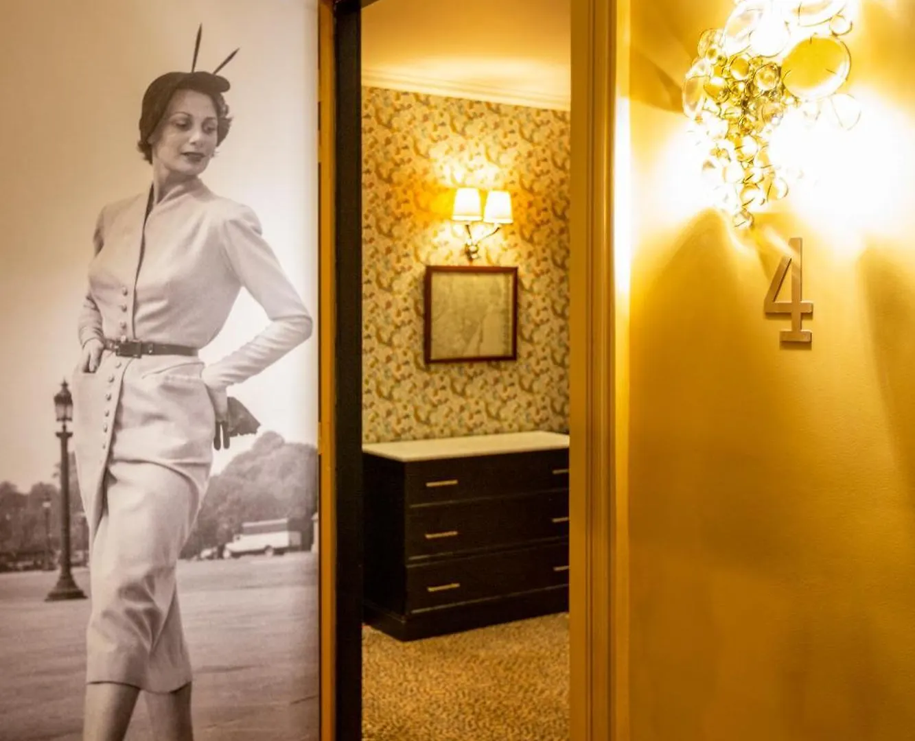 Hotel West-end 4*