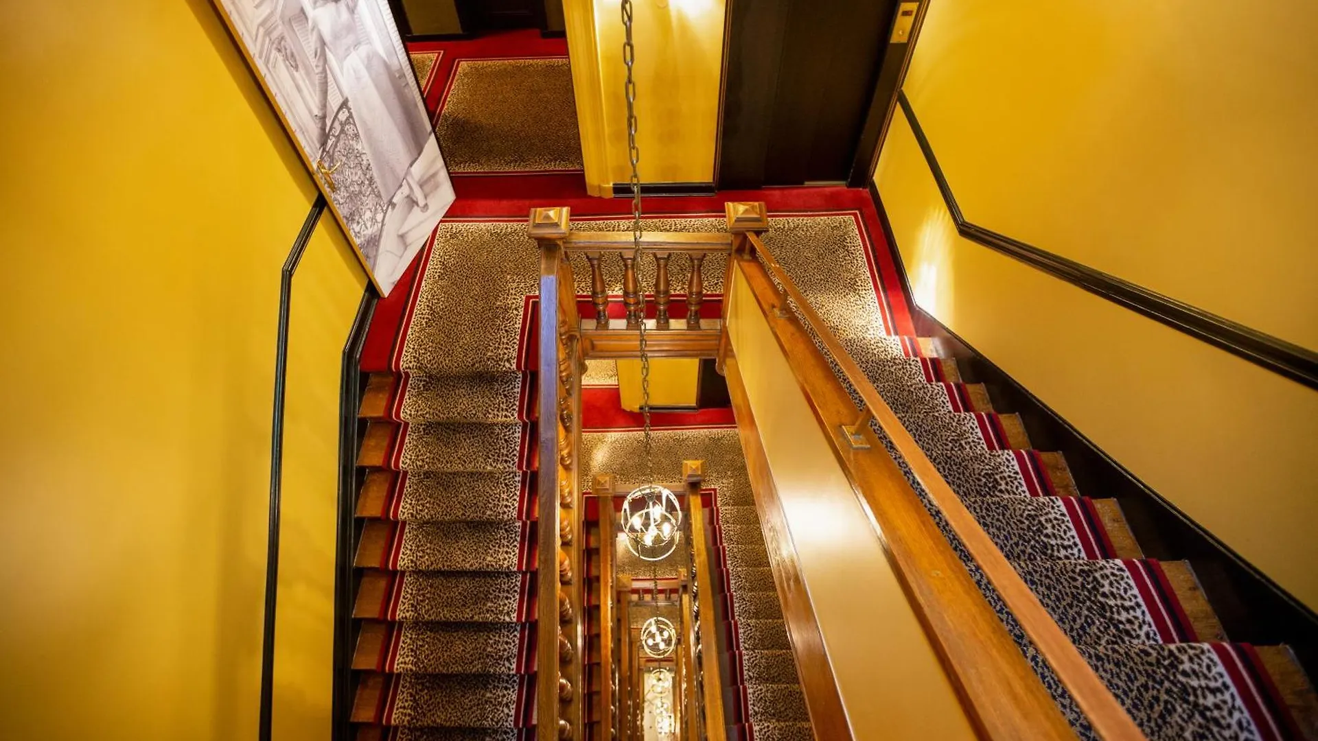 West-end 4* Paris