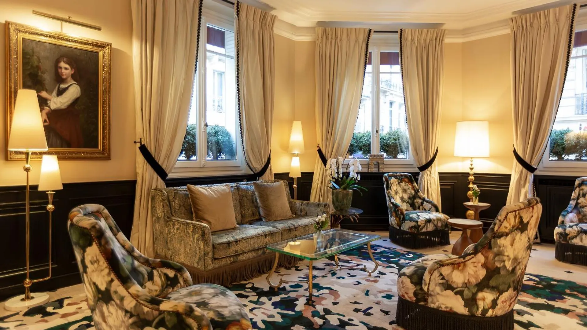 West-end 4*