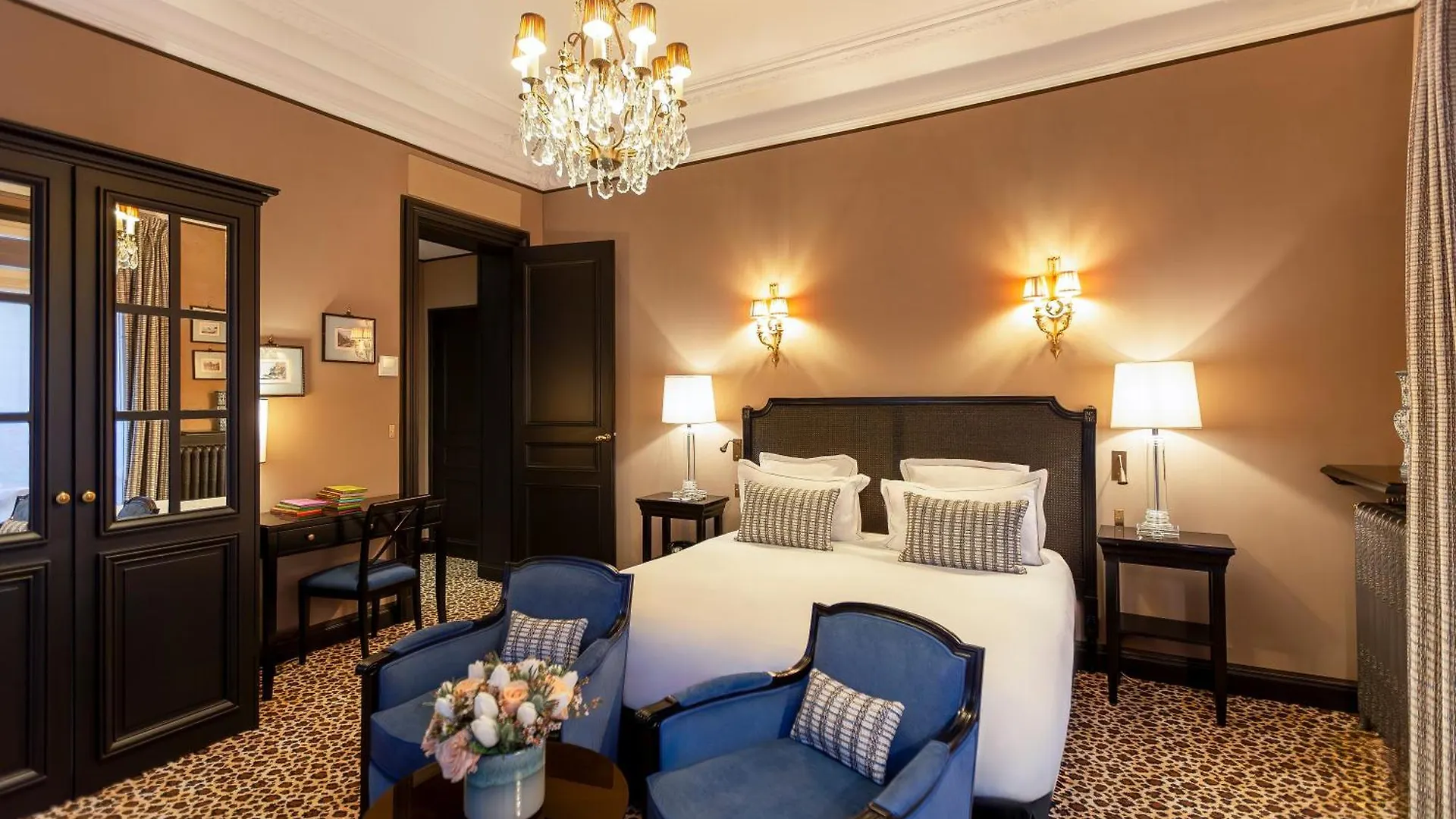 West-end Hotel Paris